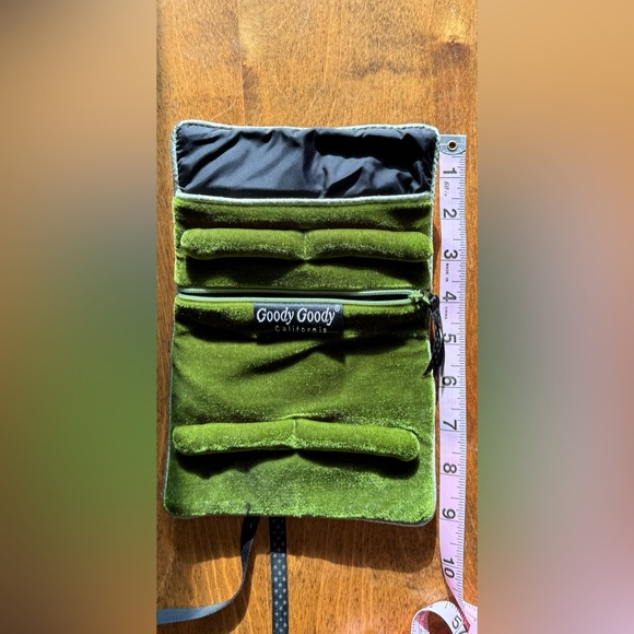 Goody Floral Embroidered Travel Jewelry Pouch with Pink Flower - Picture 4 of 8